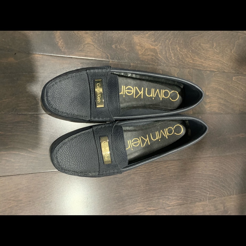 NWOB Calvin Klein loafers- Navy